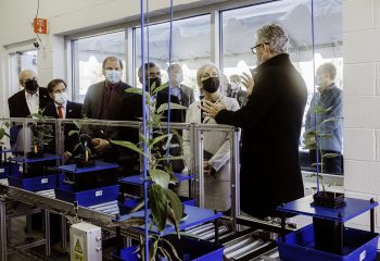 U.S. Secretary of Energy Granholm tours ORNL’s world-class science facilities featured image